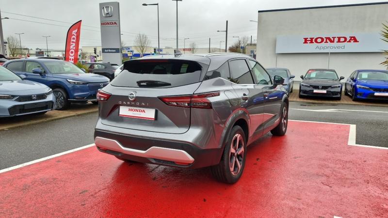 Nissan Qashqai II 1.3 Dig-T 140 Tekna