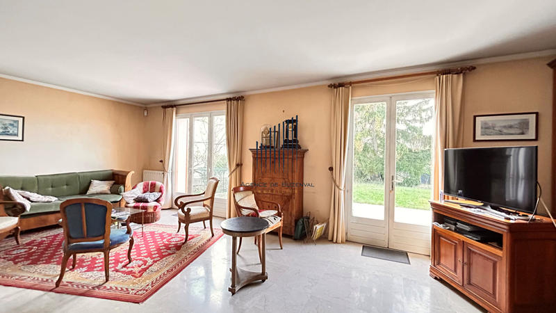 Maison - 162 m² - 8 pièces