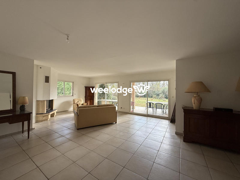 Maison traditionnelle - 148 m² - 5 pièces