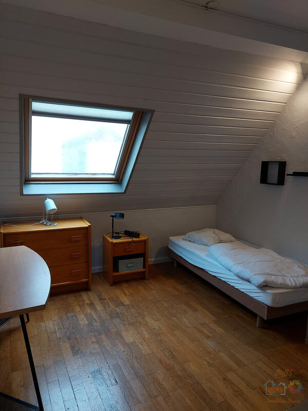 Appartement - 93 m² - 4 pièces