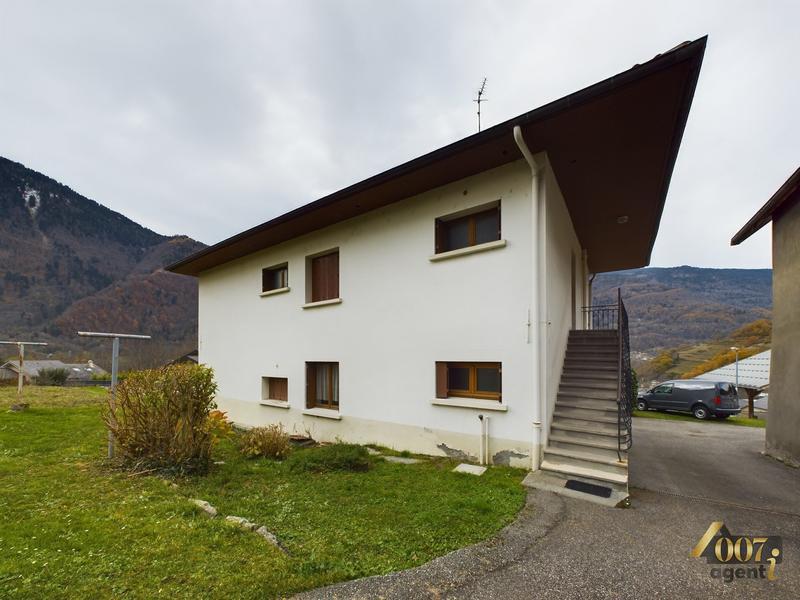 Maison ancienne - 152 m² - 7 pièces