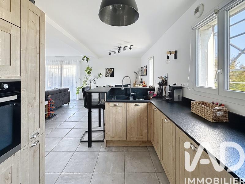 Maison - 88 m² - 5 pièces