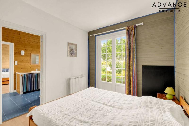 Maison - 333 m² - 8 pièces