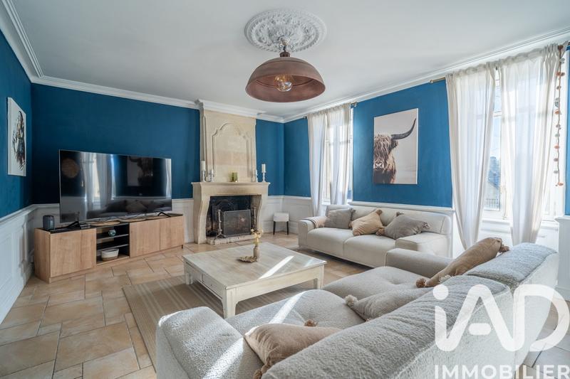 Maison - 480 m² - 16 pièces