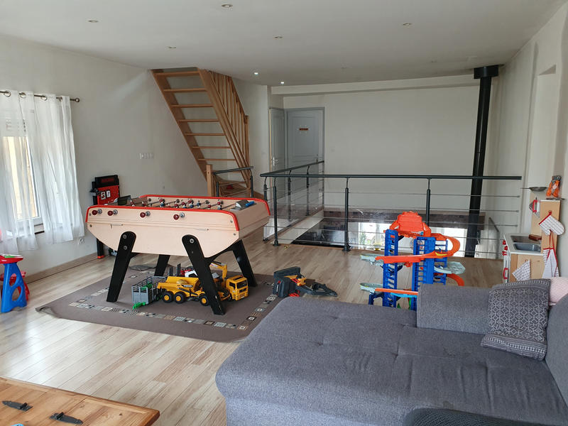 Maison - 161 m² - 6 pièces