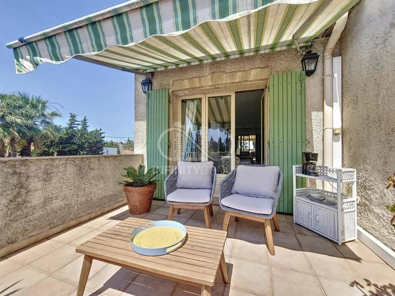 Villa - 320 m² - 6 pièces