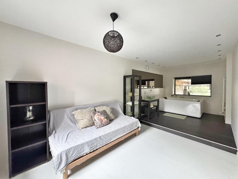 Maison - 211 m² - 5 pièces