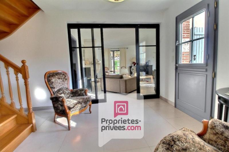 Maison - 202 m² - 6 pièces