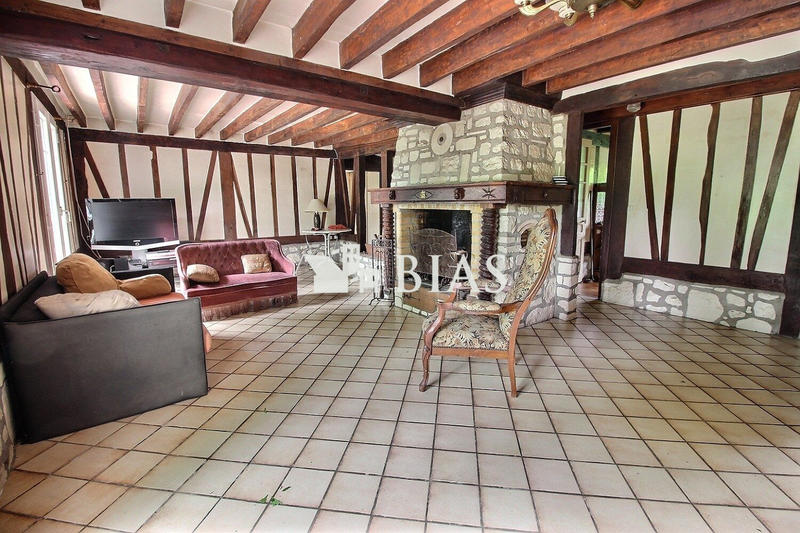 Maison ancienne - 136 m² - 4 pièces