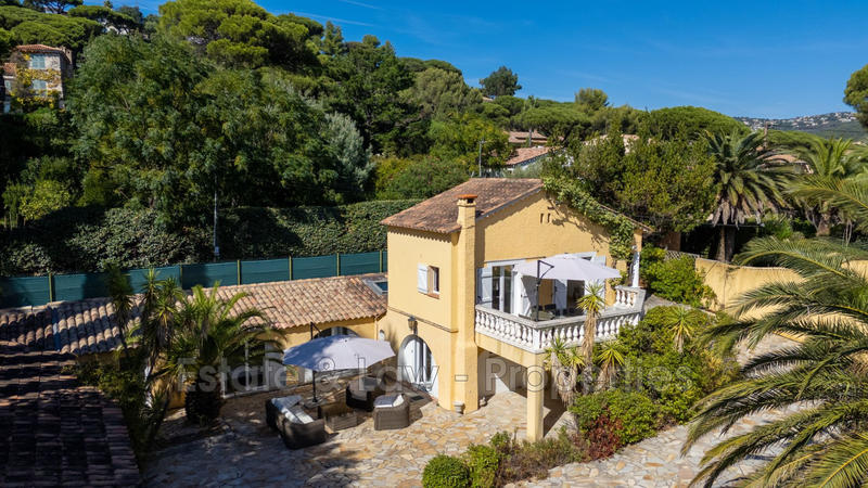 Maison - 177 m² - 5 pièces