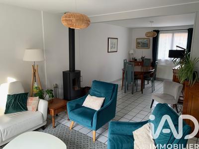 Maison - 94 m² - 5 pièces