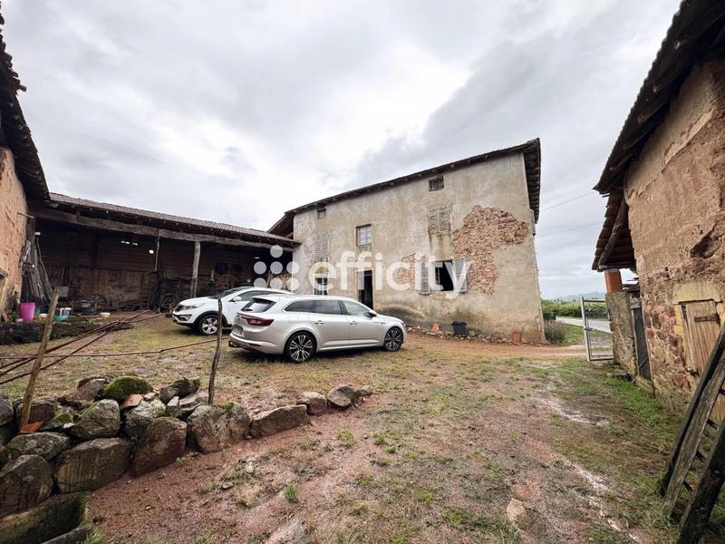 Maison - 300 m² - 8 pièces