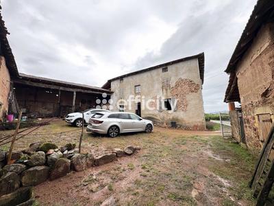 Maison - 300 m² - 8 pièces