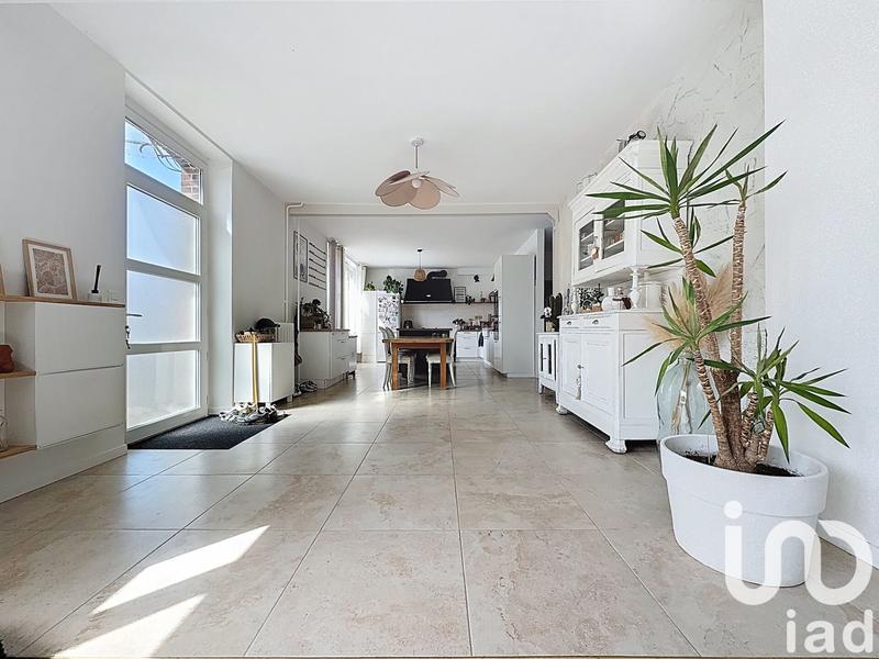 Maison - 191 m² - 8 pièces