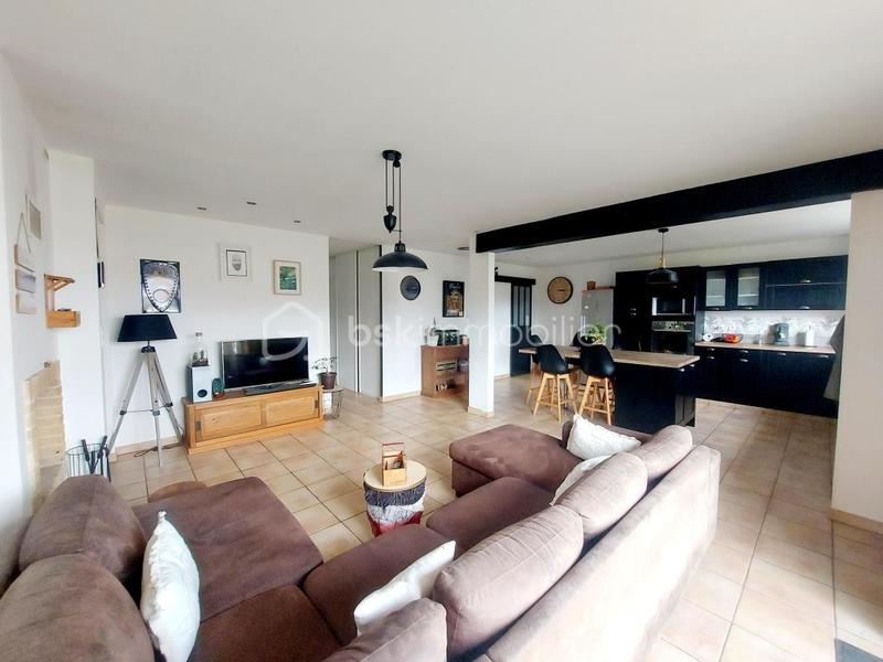 Maison - 130 m² - 6 pièces