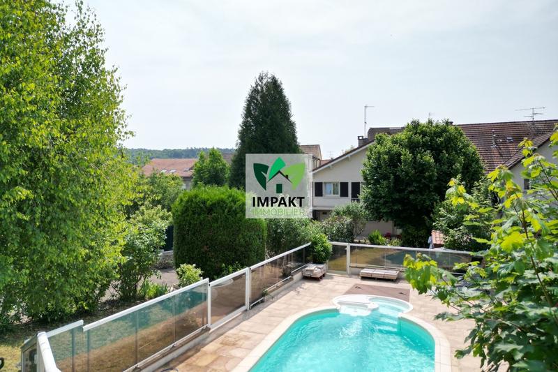 Maison ancienne - 166 m² - 4 pièces