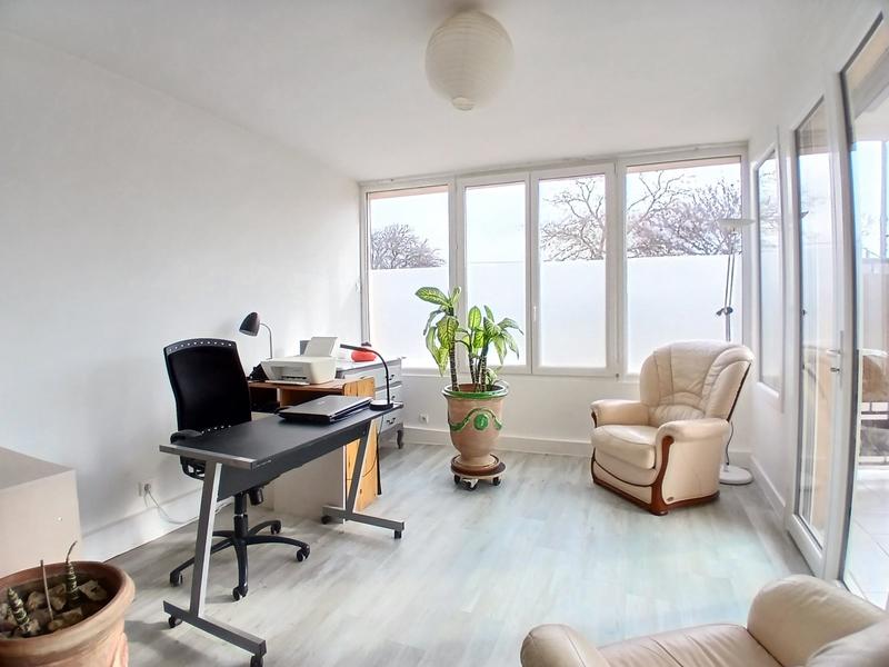 Maison - 190 m² - 9 pièces