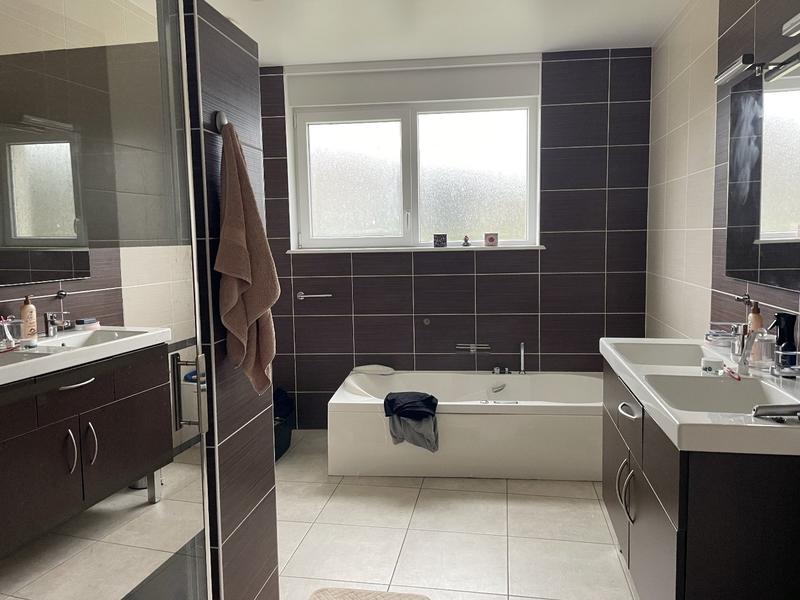 Maison - 182 m² - 5 pièces