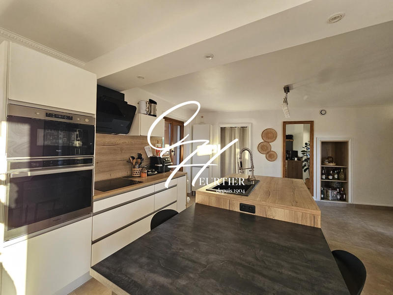 Duplex - 118 m² - 5 pièces