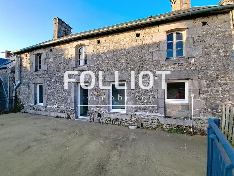 Appartement - 140 m² - 5 pièces