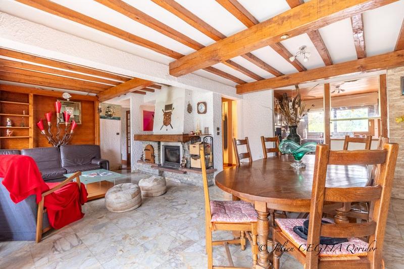 Maison traditionnelle - 175 m² - 7 pièces