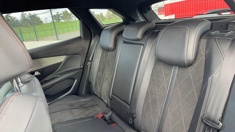 Peugeot 3008 2.0 BlueHDi 180 Eat6 Gt