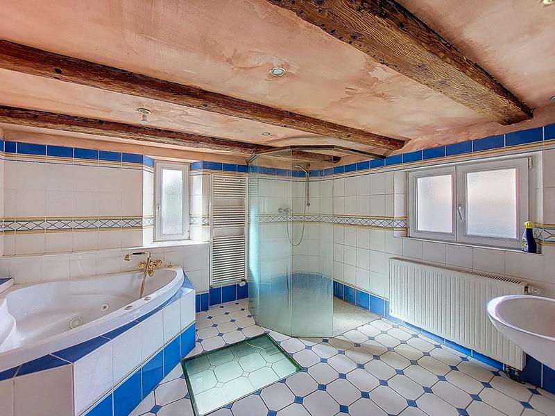 Maison - 170 m² - 5 pièces