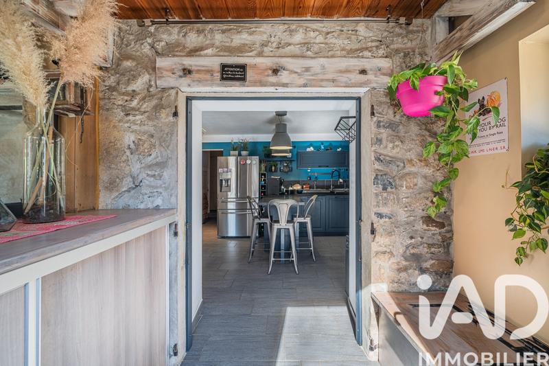 Maison - 177 m² - 6 pièces