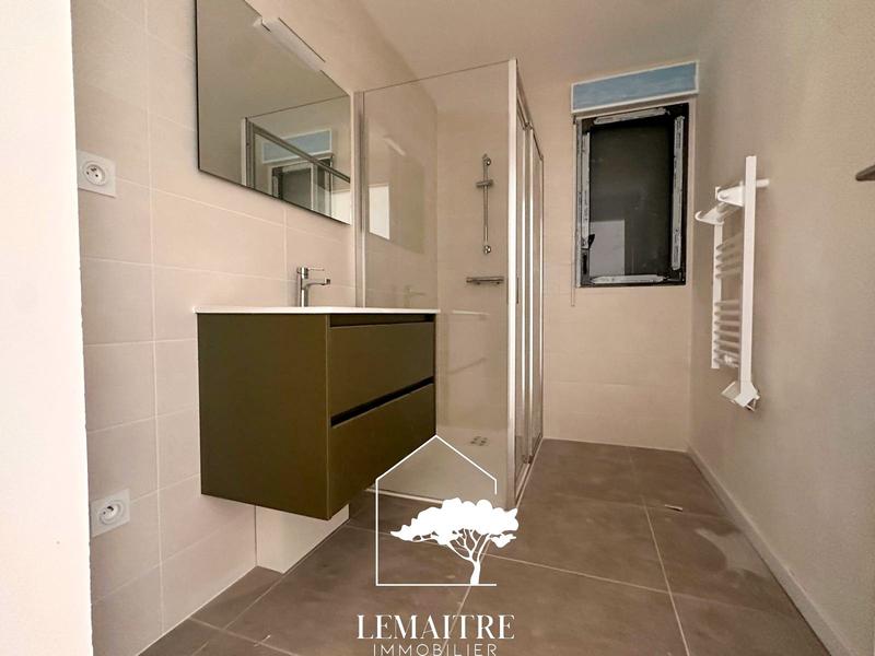 Appartement - 96 m² - 4 pièces