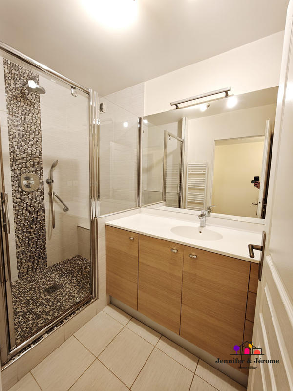 Appartement - 106 m² - 6 pièces