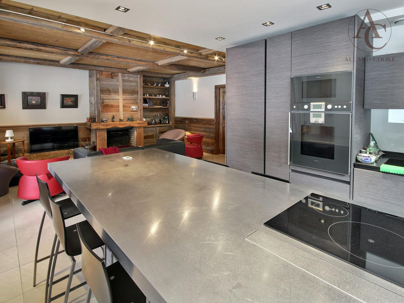 Appartement - 91 m² - 5 pièces