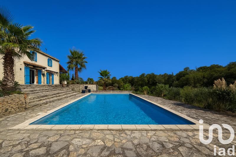 Maison - 195 m² - 7 pièces