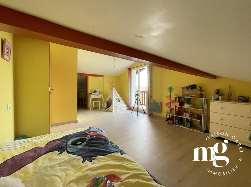 Maison - 164 m² - 5 pièces