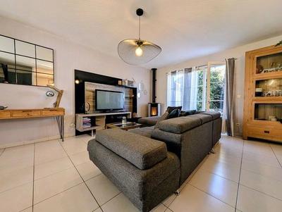 Maison - 87 m² - 4 pièces