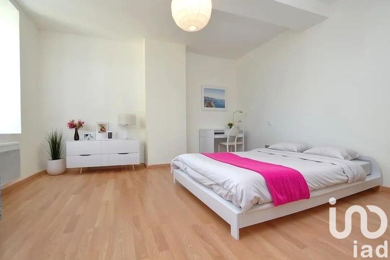 Maison de village - 93 m² - 5 pièces