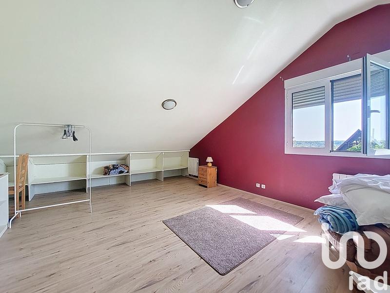 Maison - 170 m² - 9 pièces