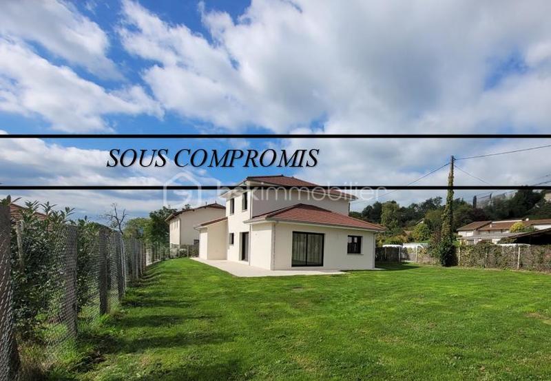 Maison - 120 m² - 5 pièces