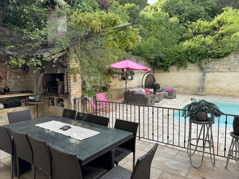 Maison ancienne - 220 m² - 4 pièces