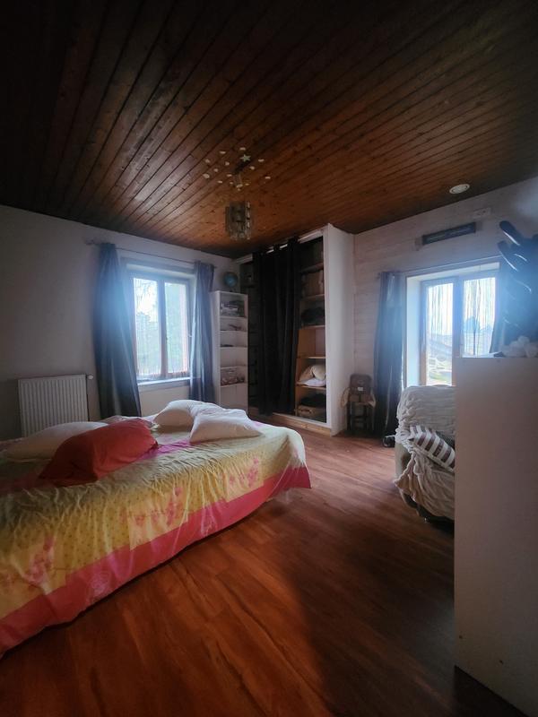 Maison - 170 m² - 7 pièces