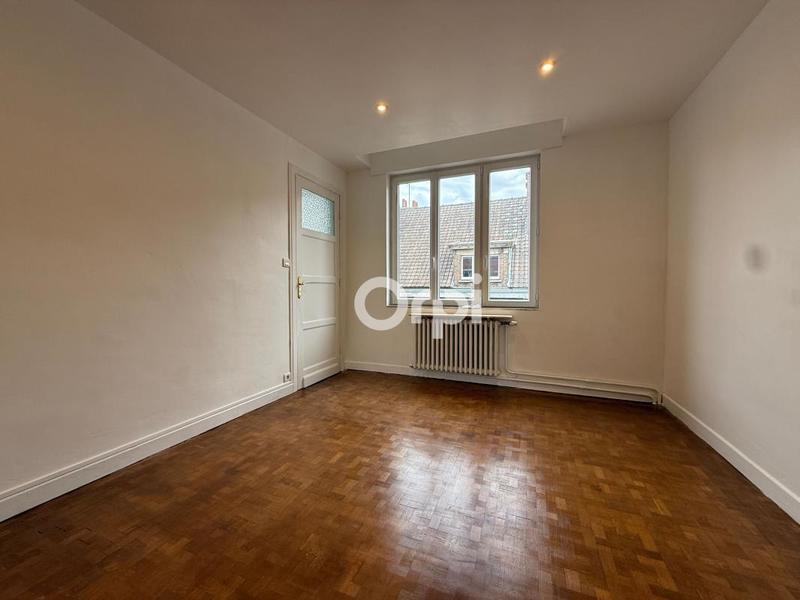 Maison - 210 m² - 10 pièces