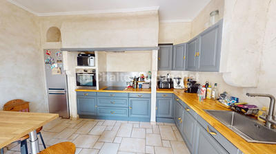 Maison - 310 m² - 8 pièces