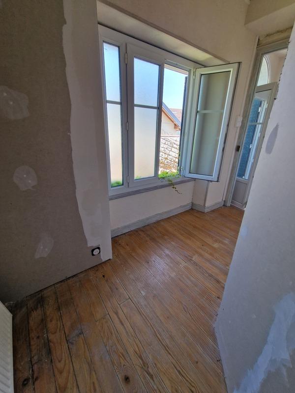 Maison - 100 m² - 3 pièces