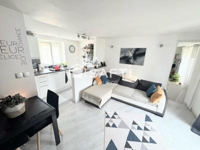 Appartement - 43 m² - 3 pièces