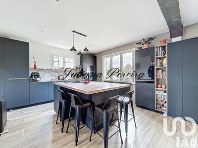 Maison - 142 m² - 7 pièces