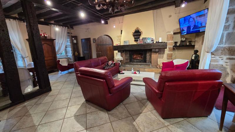 Propriété - 540 m² - 19 pièces