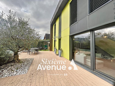 Maison - 85 m² - 4 pièces