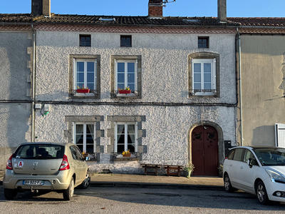 Maison - 335 m² - 14 pièces