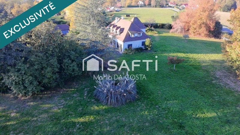 Propriété - 232 m² - 8 pièces