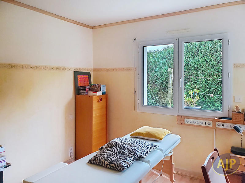 Maison - 173 m² - 7 pièces