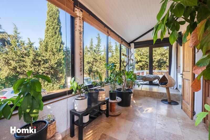 Maison - 200 m² - 5 pièces